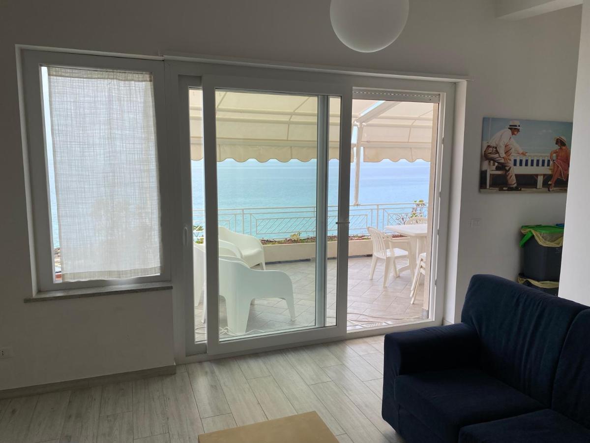 Villa Laura - Sul Mare Pizzo  Exterior photo