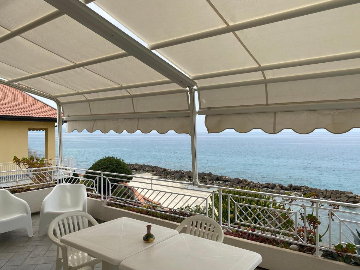 Villa Laura - Sul Mare Pizzo  Exterior photo